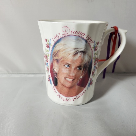 Allyn Nelson Fine Bone China Princess Diana Tribut - Picture 1 of 8